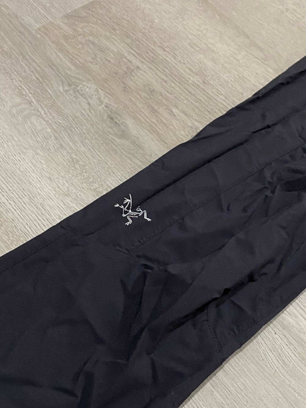ARCTERYX Men's Lightweight Athletic Hiking Pant Incendo Black Athletic Small - Picture 4 of 13
